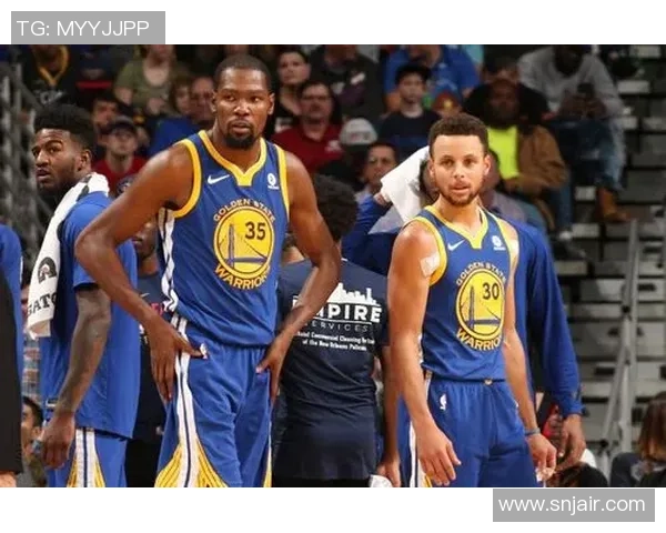 NBA与足球明星年薪对比分析揭示体育明星收入差异与市场价值